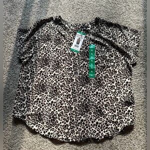 Buffalo David Bitton Black and White Animal Print Top